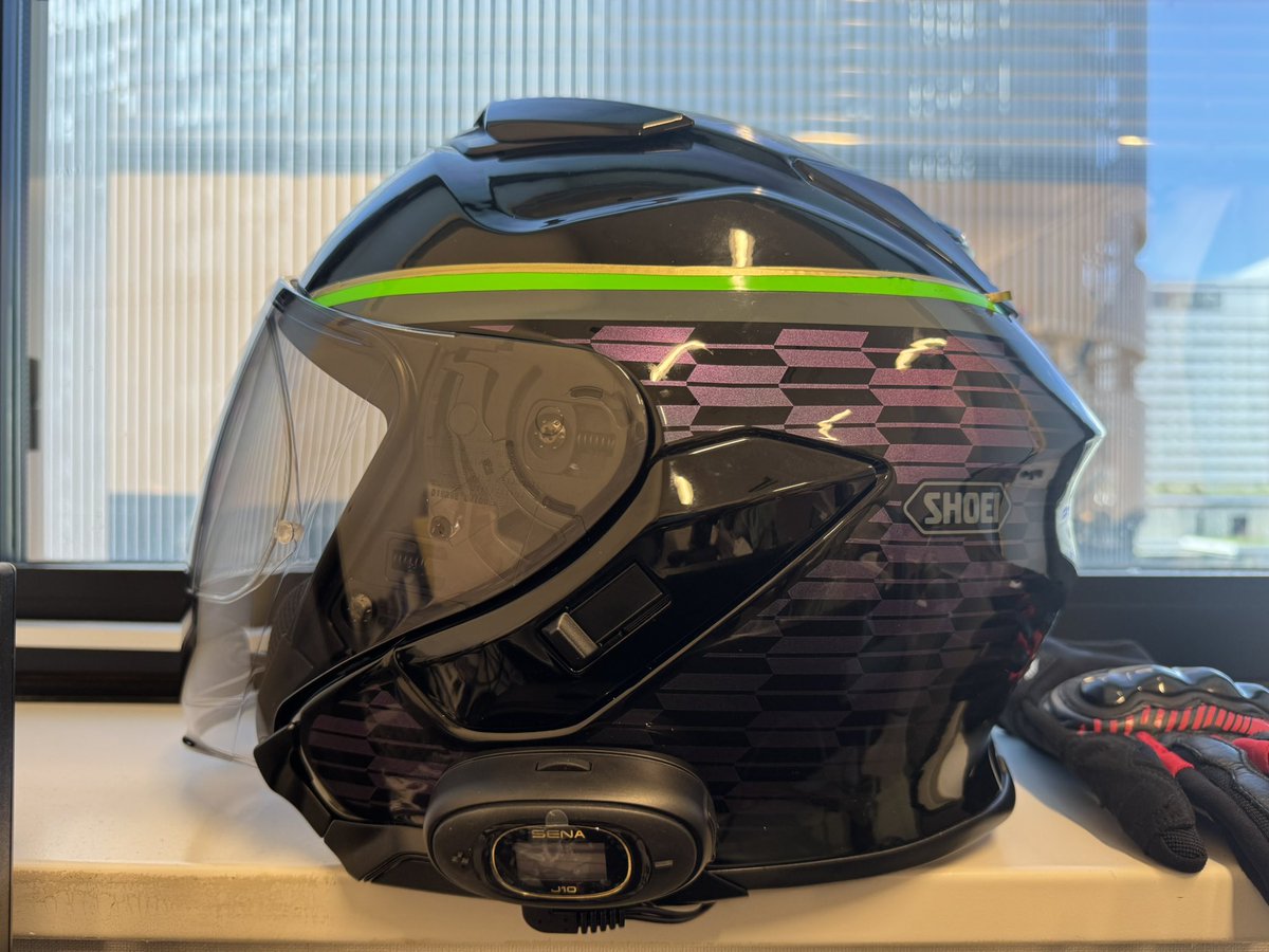NooT10416's tweet photo. #SHOEI
#ZH2
#Z650
#XR600R
本日〜　おニューのヘルメット初出動〜 https://t.co/V6UWEfRZ12