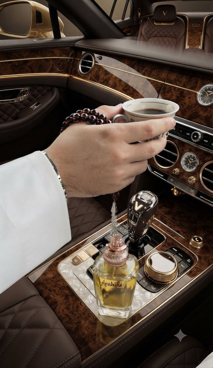 Ruwi_101's tweet photo. ༺♥️༻

͏

↴

☕

.

صباحي قهوة مضبوطة، 
يصعد منها دخان هاديء، 
ويتطاير منها ع��ر ممزوج (بالألحان)، 
فيتحول صباحي إلى سمفونية،
تبهج الروح والكيان..…….♡

.

͏
࿐❥

#صباح_الخير_والسعادة 
#يخبرني_الصباح https://t.co/aGHSgRzFC2