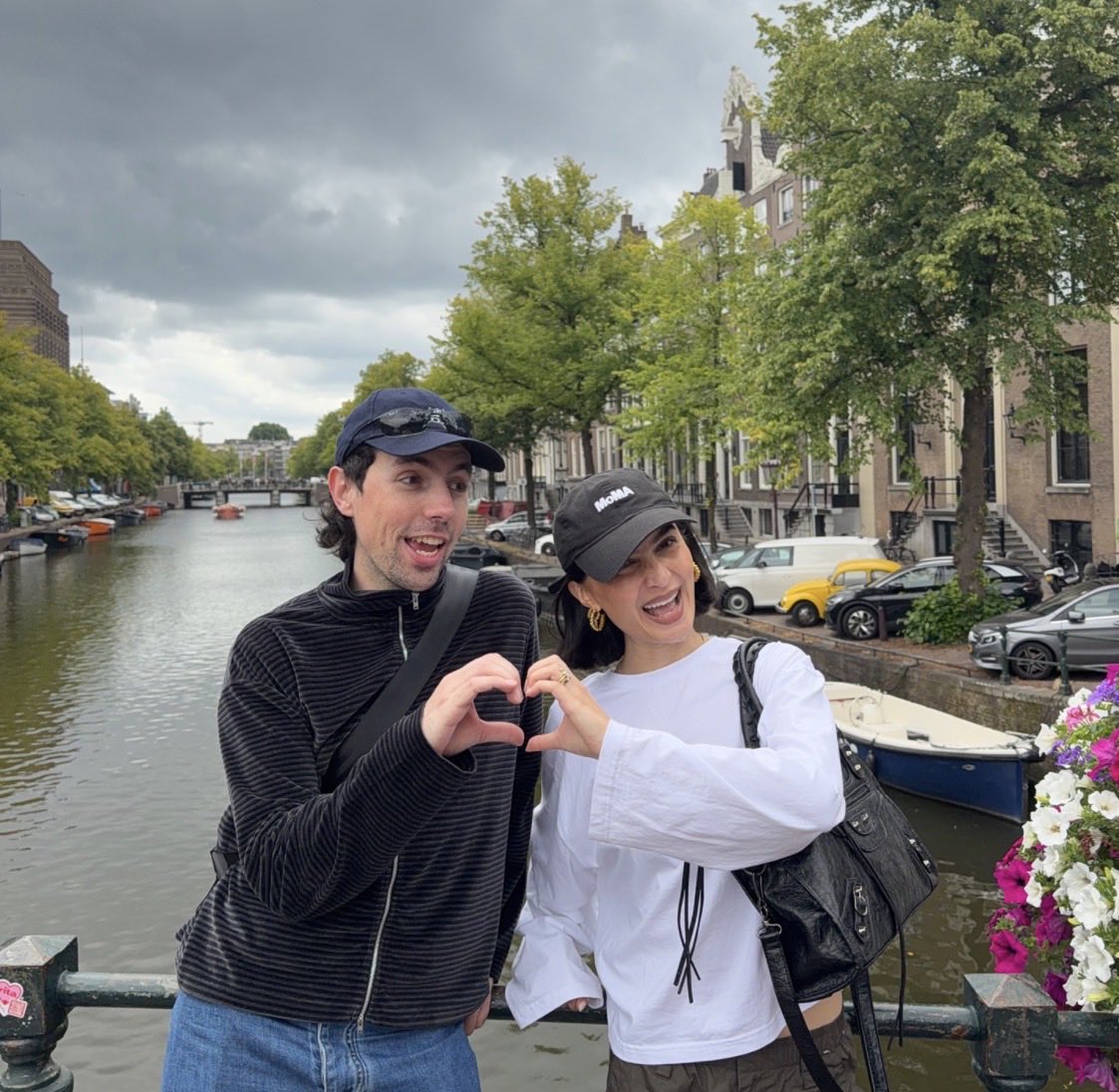 mikesmicYT's tweet photo. right so why has Google photos decided this should be my identifying photo 😭 https://t.co/rUQEDqyber