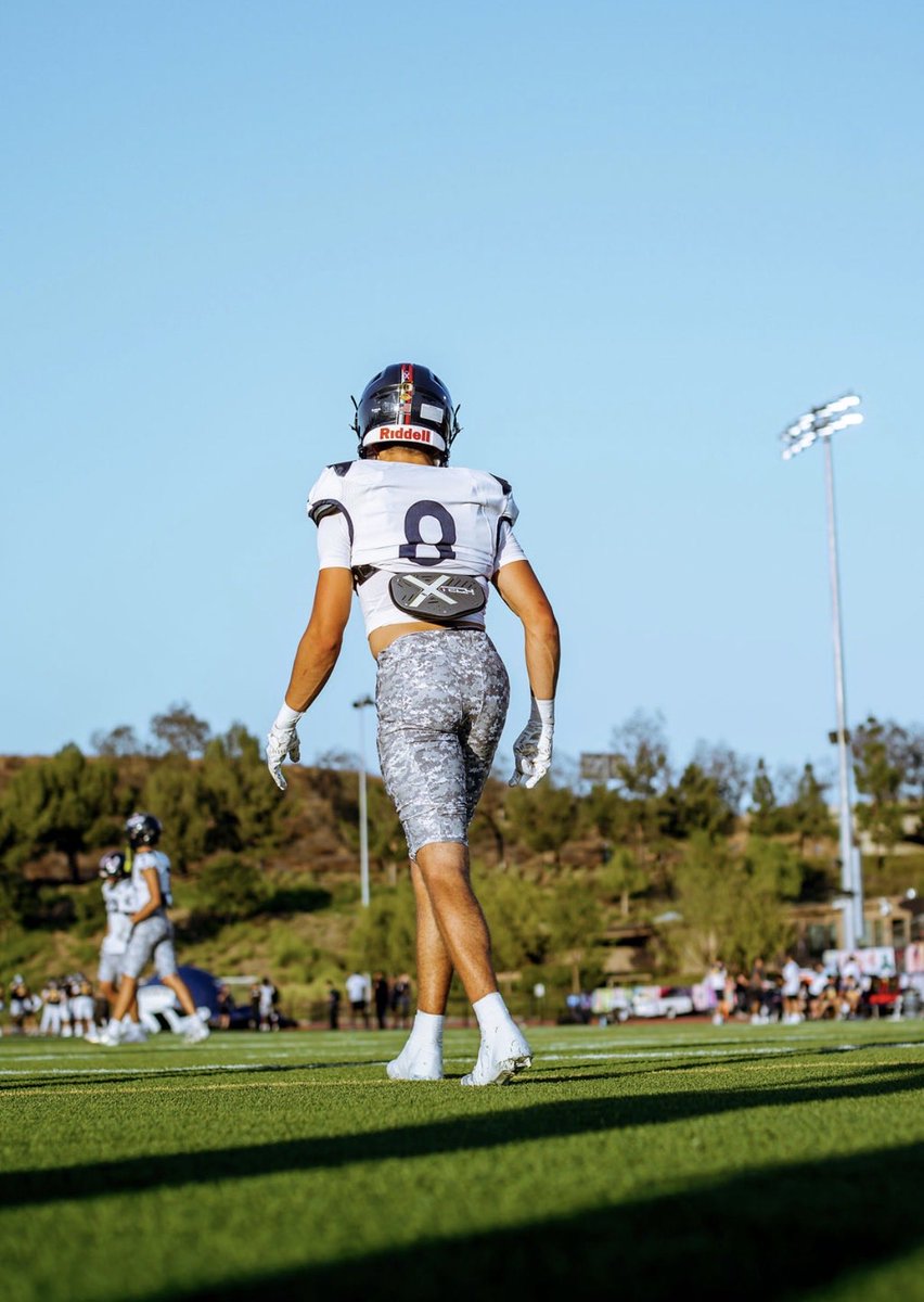 jack_granrud's tweet photo. Preseason highlights weeks 1-3! Playing the best comp all around!

Stats: 

9 Rec
251 yards 
1 Rec TD
6 solo tackles
11 total tackles

@coachtoakridge @ORHS_Football @BrandonHuffman @50EastElite 

Here is my film (Weeks 1-3)
⬇️⬇️⬇️⬇️⬇️⬇️

https://t.co/eheqp0EKCC https://t.co/NGlp37k5jN