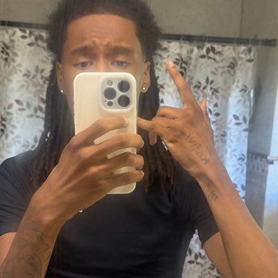 eeryhn's tweet photo. #NewProfilePic https://t.co/AqIrqt5mjU