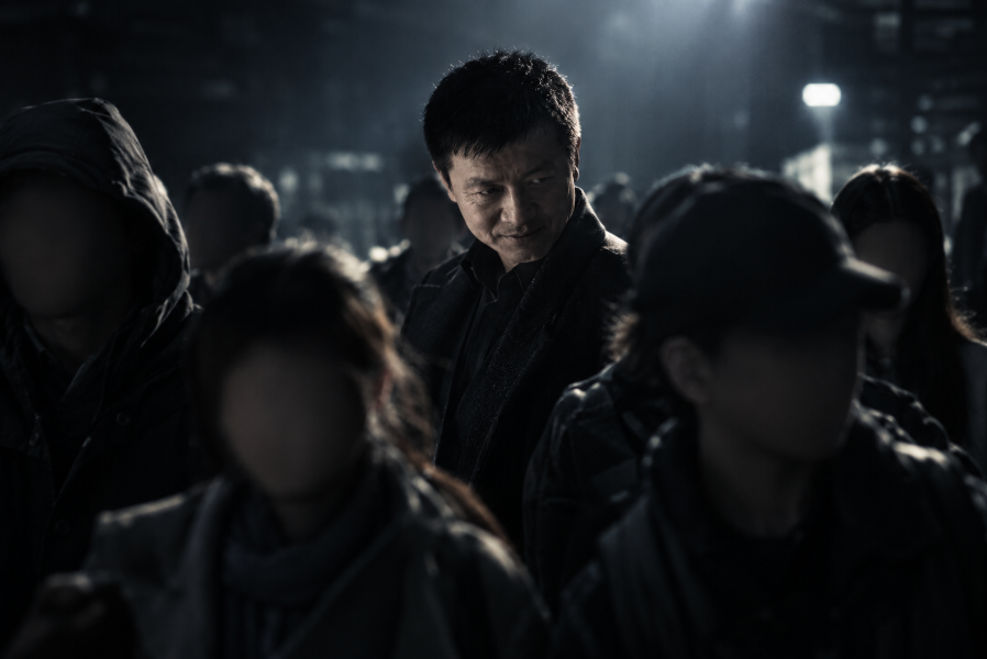 dengyingniurou's tweet photo. 我愿称之为鹰视狼顾，想来每次周锋锁寻找目标时也是这个表情吧 https://t.co/6mX34XDEXs