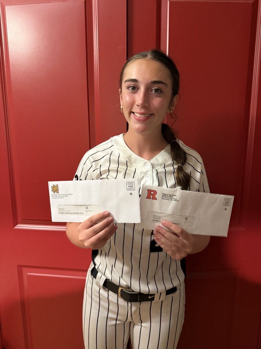 madym25's tweet photo. Came home from @SoCalAsOrg  practice today to some more mail! Thank you very much @CoachHampton_  @KSUOwlsSB and @CoachButler12 @RUSoftball for the camp invites!

@LineDsoftball @TOP_D1RECRUITS @D1Softball @TopPreps @d1fastpitch1 @gatorjack72 @ExtraInningSB https://t.co/9dggx3XdaJ
