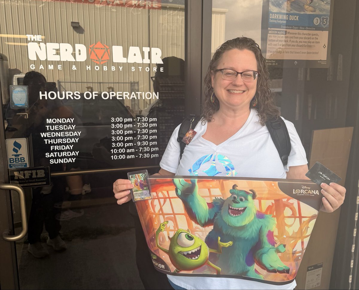 Z1vaness's tweet photo. @Xenulous Won my first ever Champion playmat today playing the edited version of the Mouse House deck! Thank you for a great guide!! https://t.co/lSBGWLBkTf