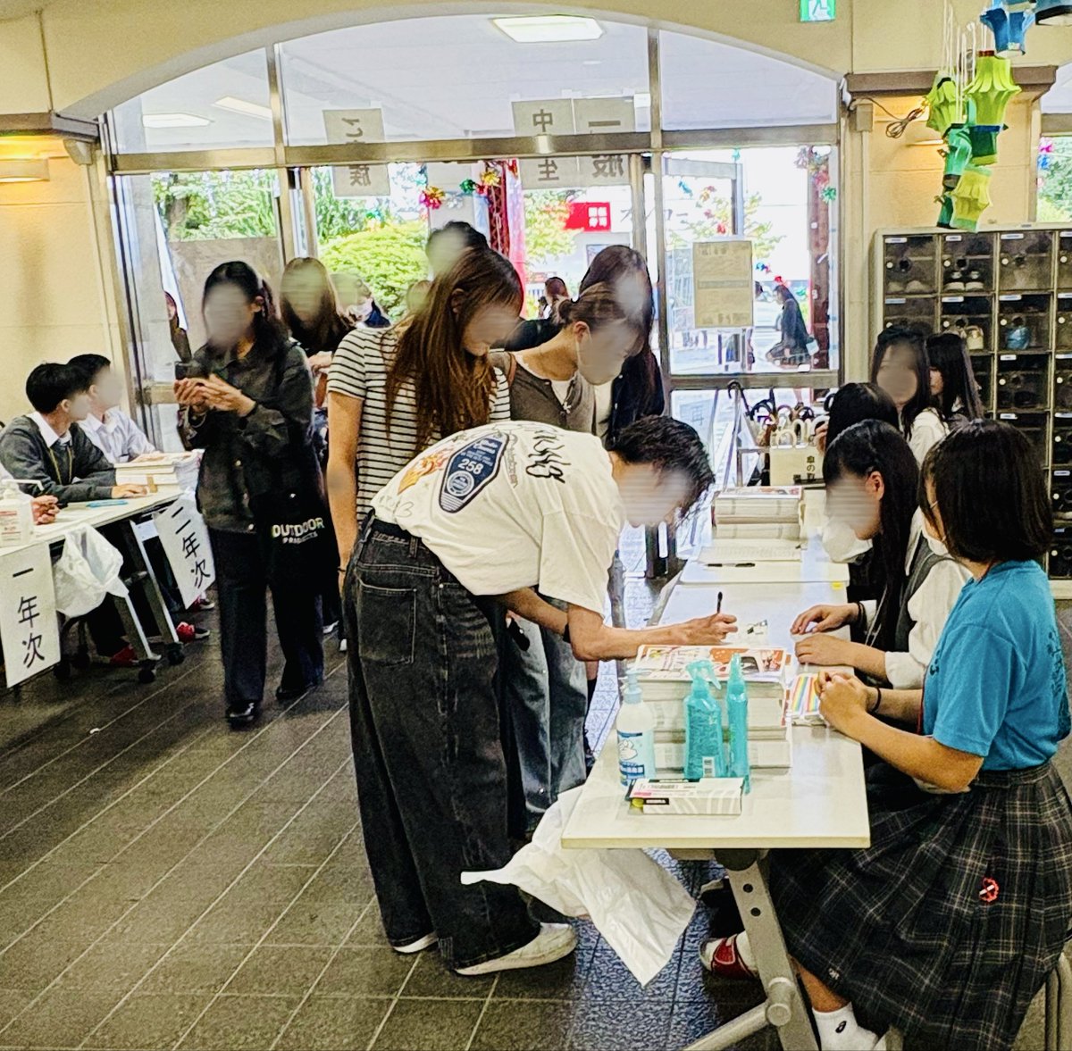 machi7980's tweet photo. 9月12日、町総『光輝祭』（一般公開）しました。1600人を超える来場者の皆様に、町総生の活き活きとした姿や、部活での堂々としたパフォーマンス・発表をご覧頂きありがとうございました。テーマ『この瞬間が私たちの青春』を体感し、心地よい時間を過ごすことができました。皆さん頑張りましたね！ https://t.co/BLdnkSgFfH
