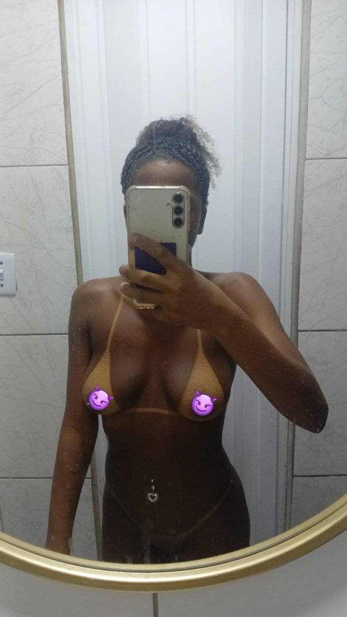 pretaquente_069's tweet photo. Quem está ruim é o tempo, não sou eu! Rs. Devido ao tempinho🌧😶‍🌫️ tive que ativar a marquinha🔥😈pra deixar o marido mlc. Será que ele vai gostar?
🔞🍊https://t.co/nX5AOG48bu https://t.co/qGSxcK6t8M