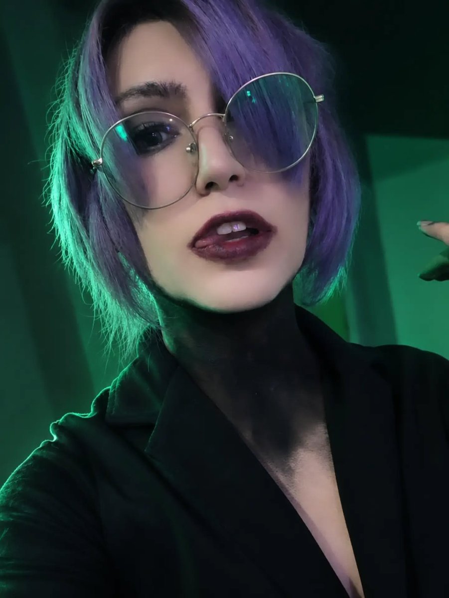 Shumememe's tweet photo. No actualizo nunca Twitter, pero el 24/10 vamos a abrir el show con mi banda para Glamscure, así que llegaron cositas al fin! ♥ https://t.co/Ic53Iew75c