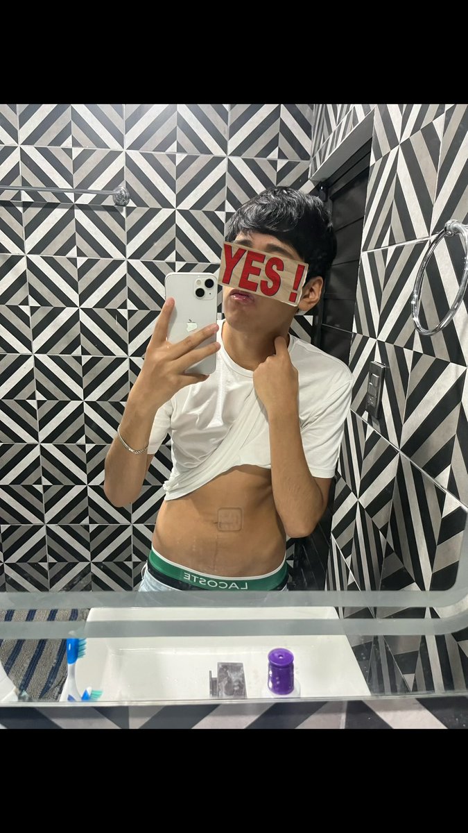 uriel0__'s tweet photo. que show, los espero en mi dm 🙈🙈🐥🔥 https://t.co/xh2dob8Mlr