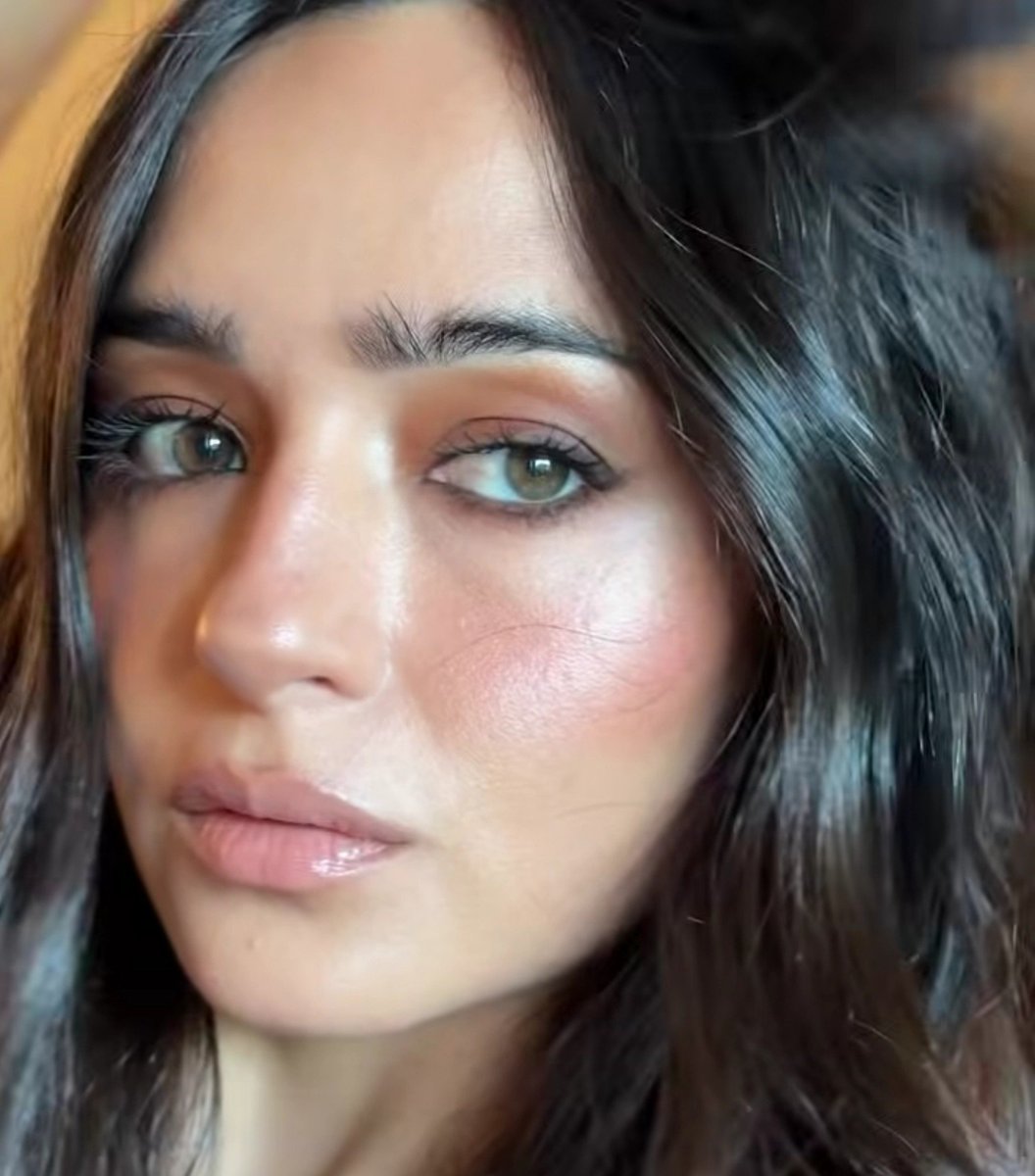 Niigoo_cacherrr's tweet photo. Arte es lo que son tus ojos Maria Poché 🤯🙇‍♀️ https://t.co/I8WjpDG7sp