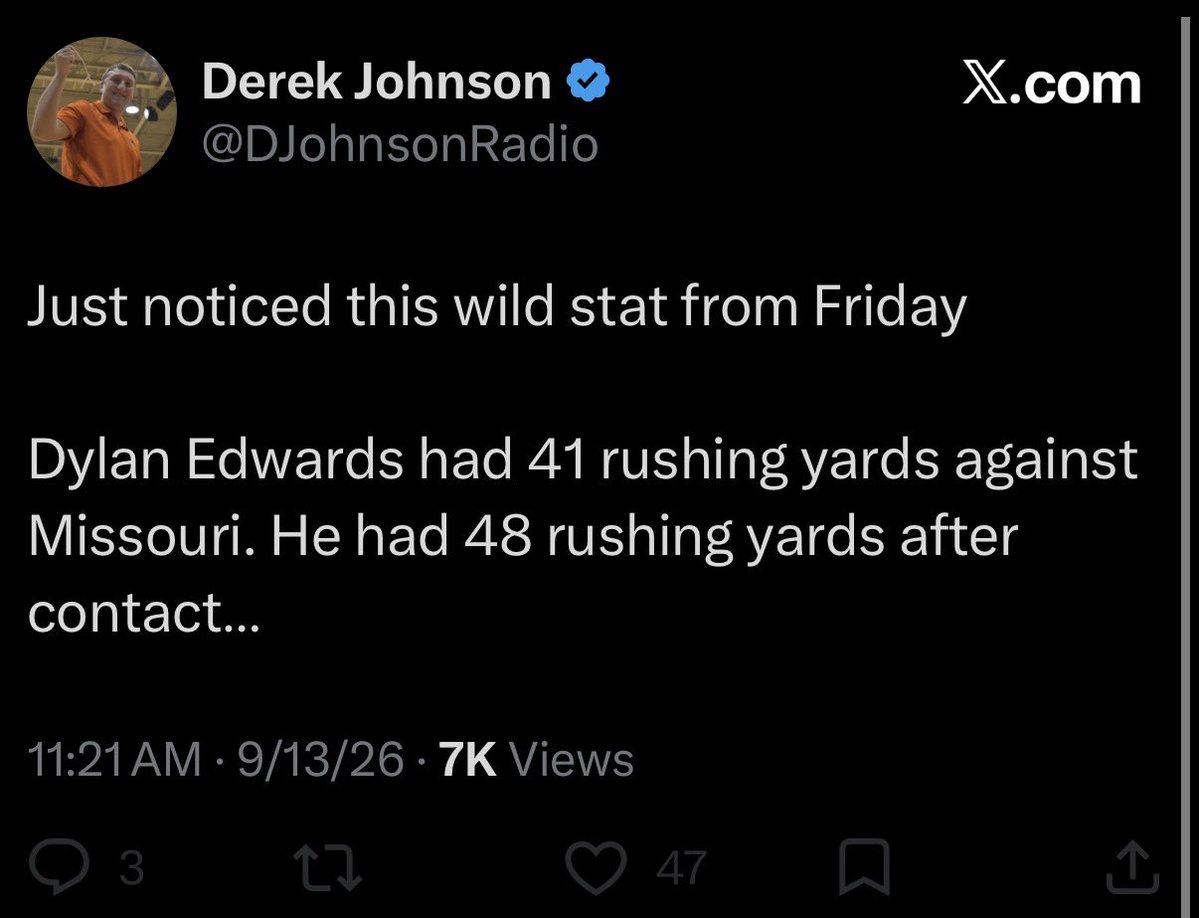 ChiefsPIsWin_'s tweet photo. I am once again asking for Edwards to get more touches. His first step and speed is way too good. We all can see just how good it is when we do give him it and he can get through the hole. https://t.co/JpJl93aTO2