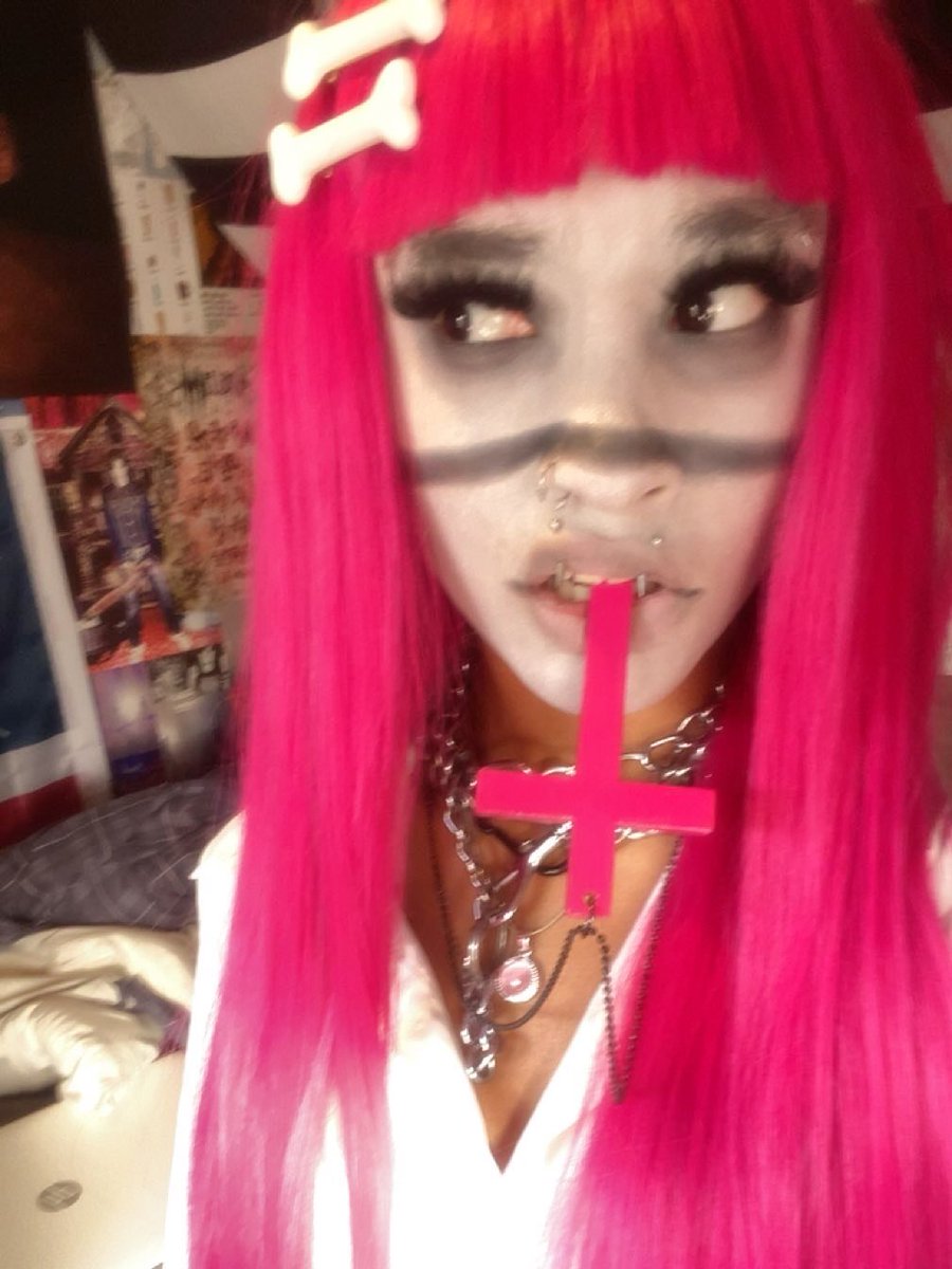 dumbpupdoll's tweet photo. ttm plz #egirl #ekitten #cnc #valorant #doll https://t.co/lQkyywrPBH
