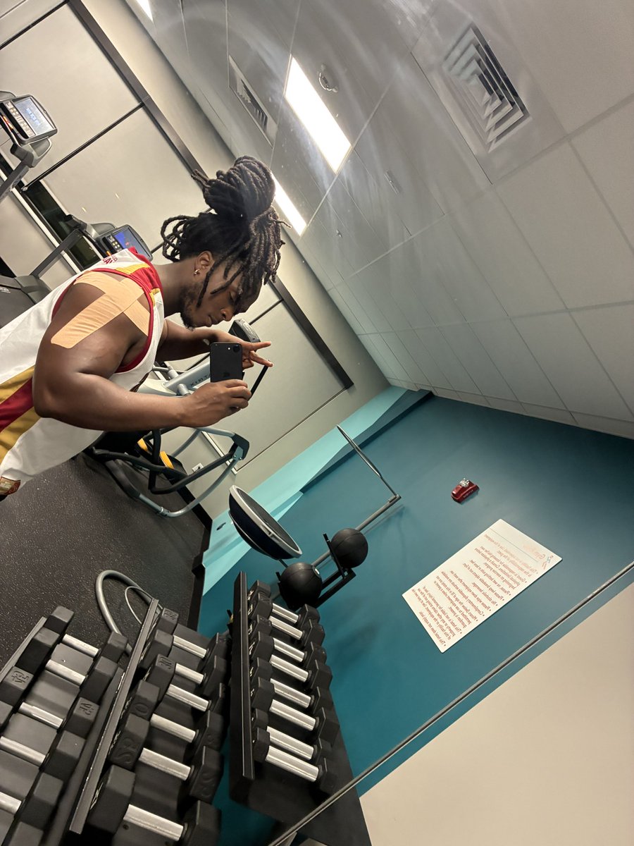 SkinnyBoyK's tweet photo. Sup https://t.co/XVHBOPgrhd