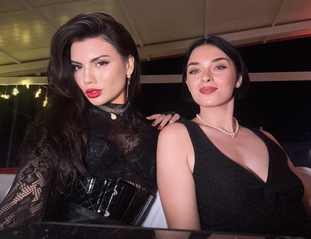 thegoddessvamp's tweet photo. Let’s start the party 💃🖤 @FemdomGala @ladymedeamuc https://t.co/veIahGiICk