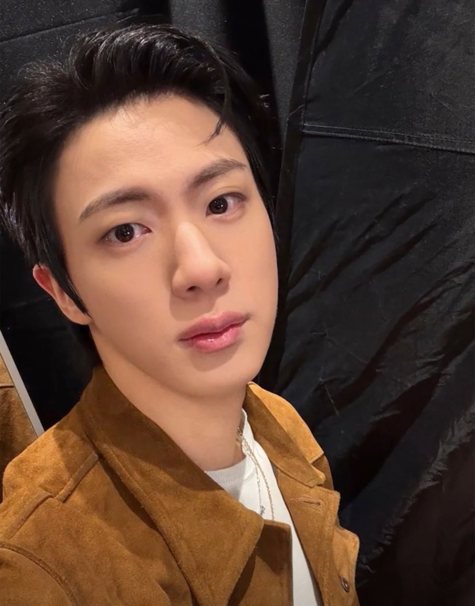 seokietan's tweet photo. theme is forehead https://t.co/0LRhJCOvjp