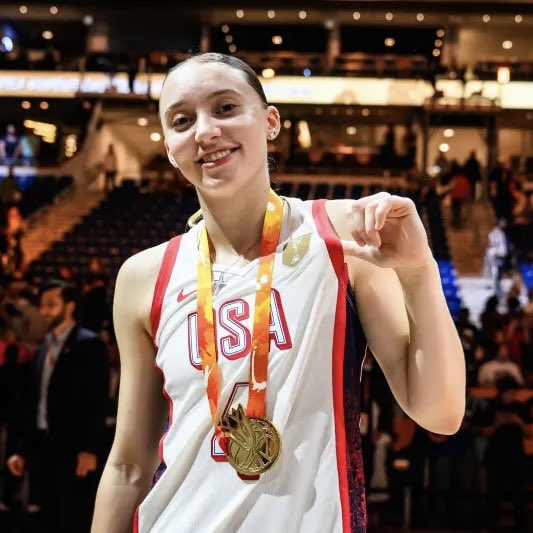 paigeminn's tweet photo. MY WORLD CHAMPION MY GOLD MEDALIST https://t.co/zmqFFmxIA5