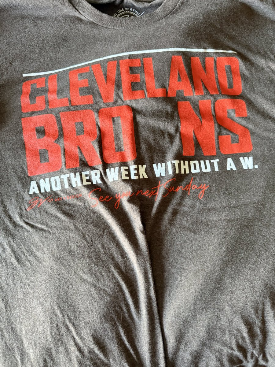 JustRog's tweet photo. Thanks to @GVartwork I am always prepared for #Browns football. This shirt is timeless. https://t.co/vLIOpxrxTR