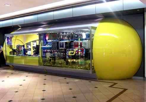 fatstackman's tweet photo. what if we made out at the sanity dance arena capsule store https://t.co/MSMQfbvMvo