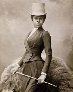 AfricanArchives's tweet photo. Beautiful black women women from the Victorian era. https://t.co/ZSyYexUNZU