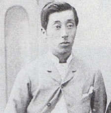 poekeiba's tweet photo. As I had a decently large request on /Pakacord, I would make a post here as well regarding the ancestry of Take Yutaka (jockey) and the influence his family held and its importance to the JRA beyond Take Yutaka himself. 1/ https://t.co/1UXyMgnXs9