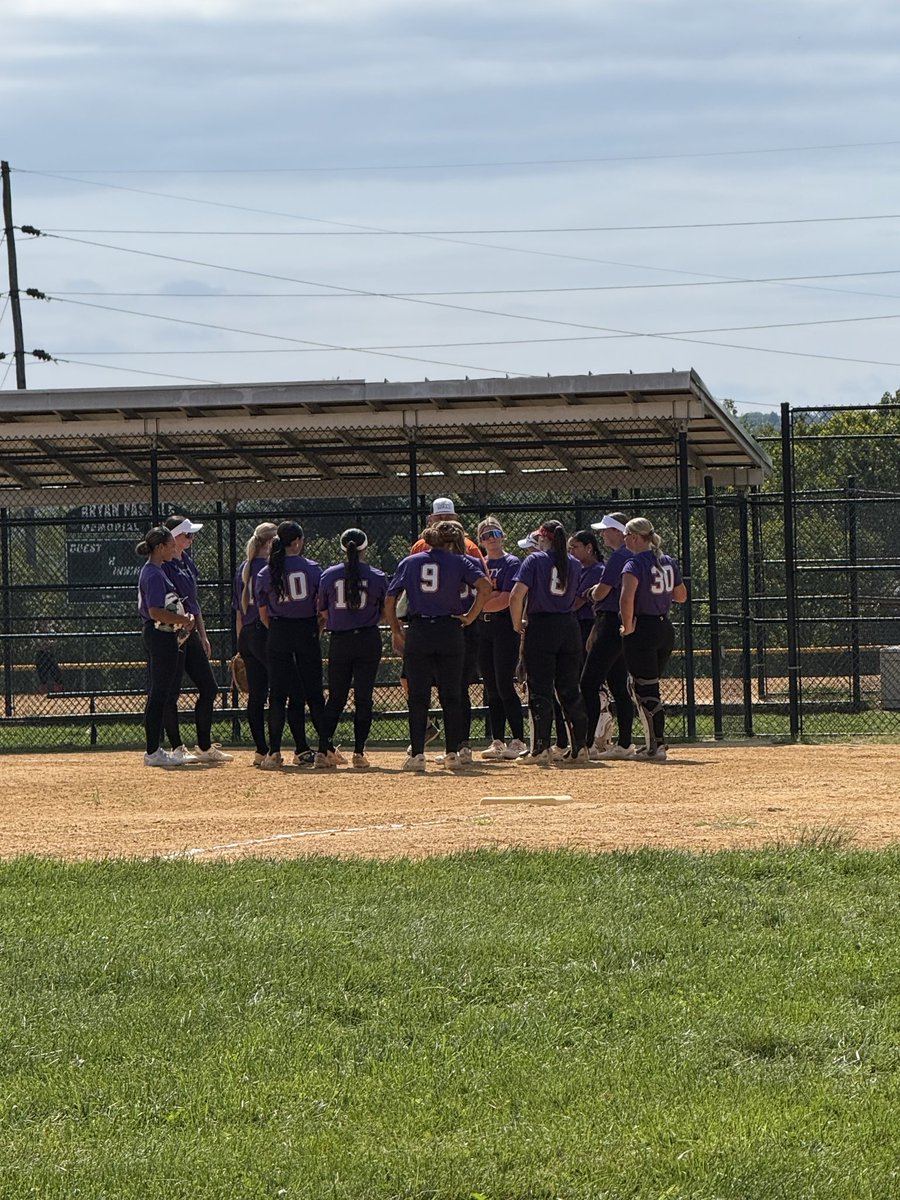 Molliebass08's tweet photo. NJ. Back with my girls Rylan + Myla! 💜🥎 LAST travel season before college ball with this STACKED team! One more ride. LET’S GOOOO! 🔥
@UnityMchale @ashley3waters @TerrierSoftball @RylanCrisafulli @MylaHarding https://t.co/ltHC4e5ZaE