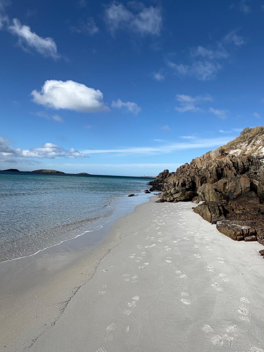 Colin_M_R's tweet photo. A week of weather with something for everyone! ;-) #FalklandsLife https://t.co/XiySJsbutM