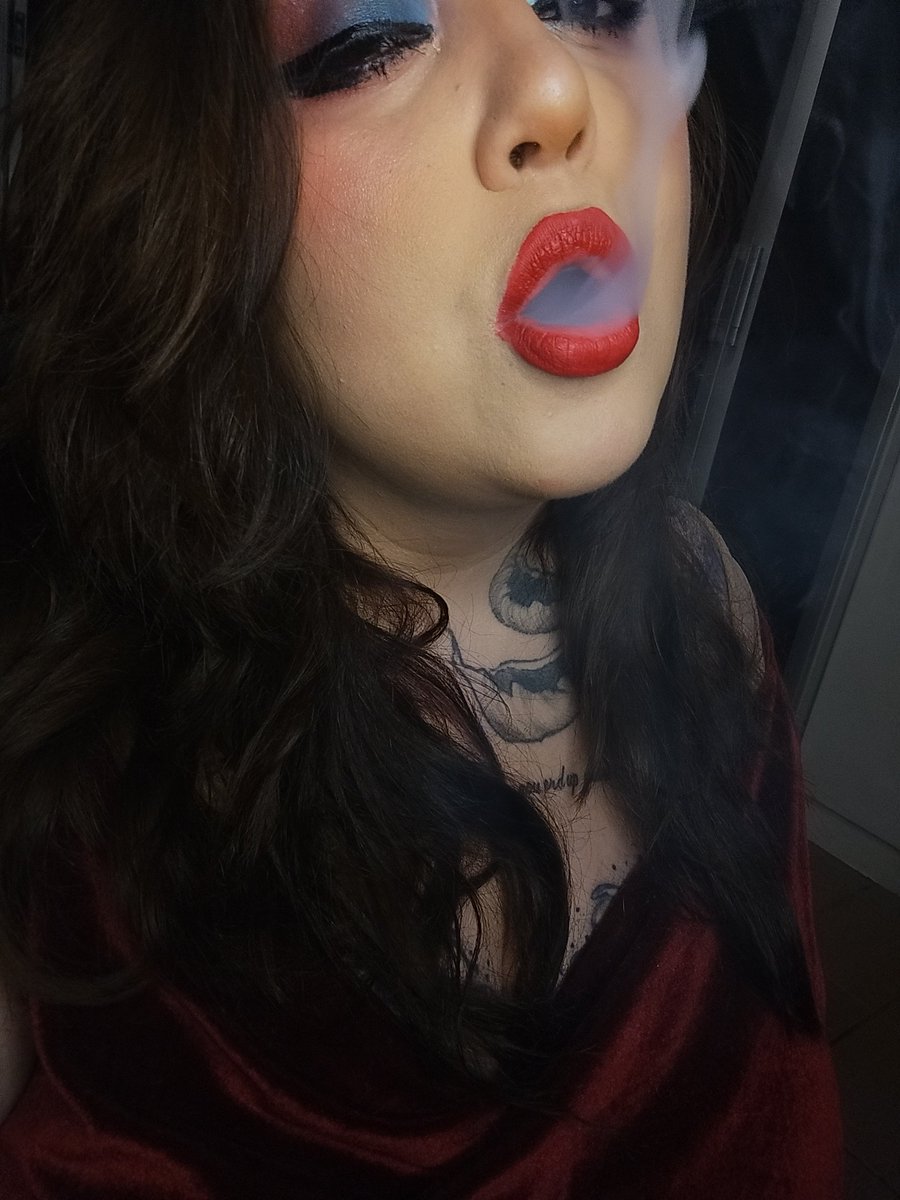 chiquebipolar's tweet photo. Bem gata pra você 😍 https://t.co/OSjbJW1A7l