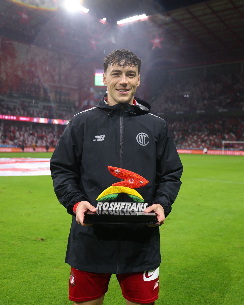 TolucaFC's tweet photo. Nuestro Fede Viñas, el MVP 🤩

@RoshfransMX https://t.co/GPKigf2Xui