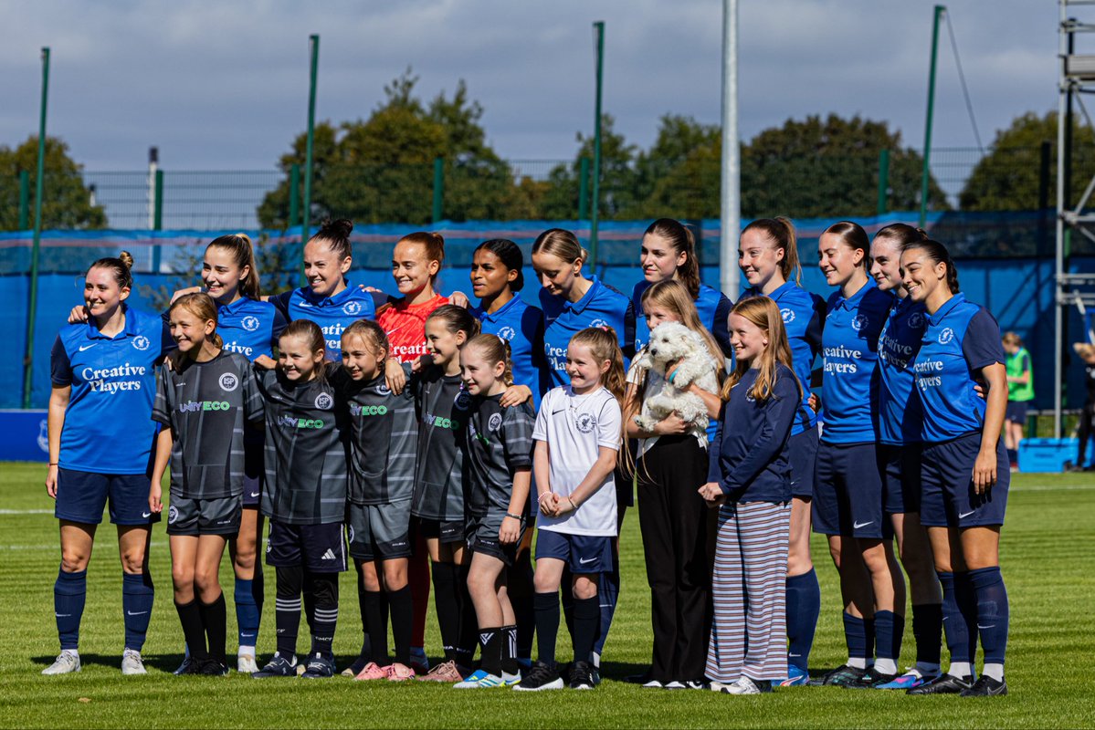 popeyxx's tweet photo. I will never not be onboard with puppy’s in team photos 🐶🩵

@LiverpoolFeds 

📸 Pictures by Esme https://t.co/3CCqe47WG8