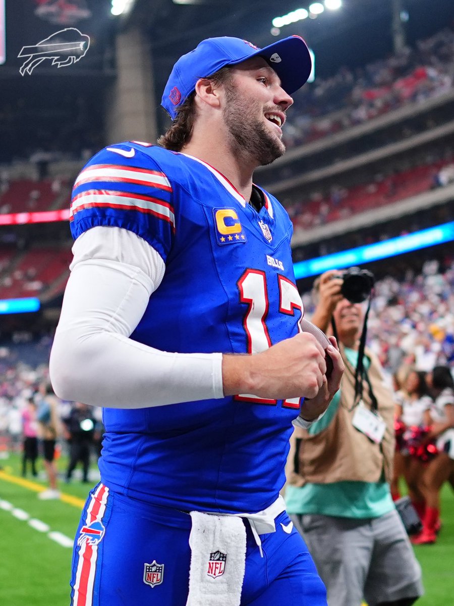BuffaloBills's tweet photo. Week WON. 👏 https://t.co/jY7WquVxNz
