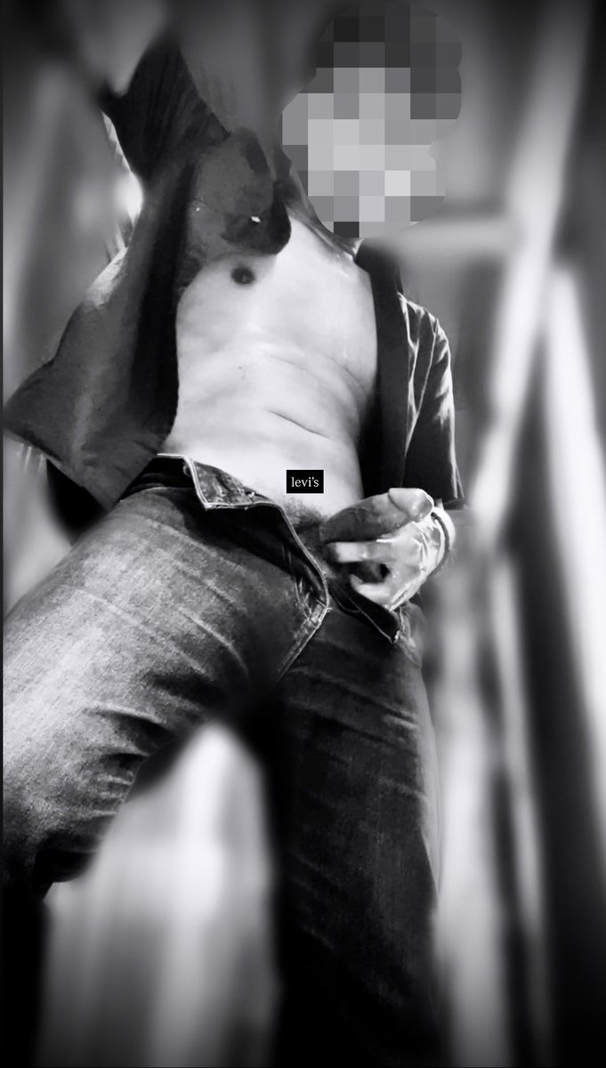 originalrivered's tweet photo. Berpeluh💦💦 https://t.co/8W6PhguN99