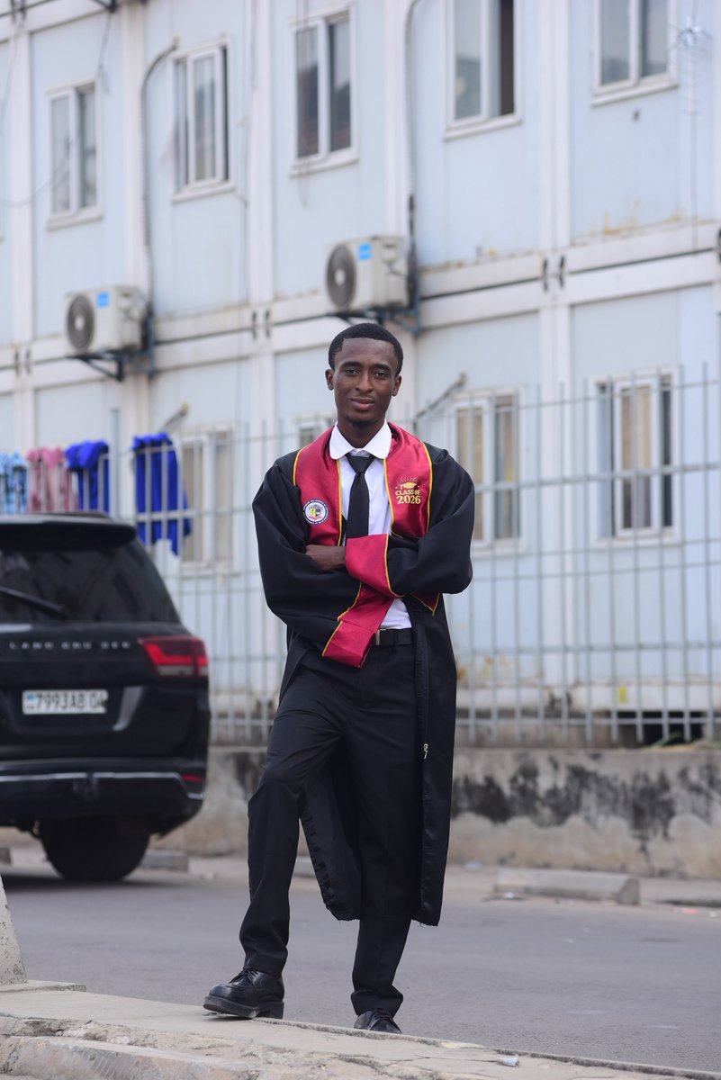 Meya_malambu11's tweet photo. Aujourd’hui, j’ai vécu une journée particulière : ma collation et ma défense à l’UNISIC — Université des Sciences de l’Information et de la Communication. 

Une étape importante, beaucoup d’émotions et surtout une immense reconnaissance pour le chemin parcouru.

Les efforts sont à nous, les résultats sont à Dieu. 🙏🏾