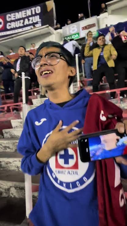 AHZJ0111's tweet photo. @cieloazulcaz @guadalupe_3114 Jajajajajaja te digo que aparte de macuarro, pendejo https://t.co/FAkwUFX5iK