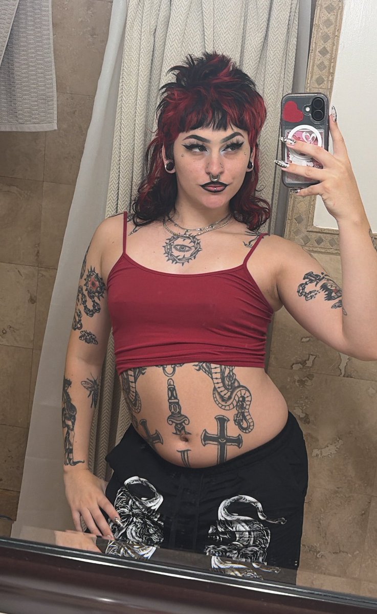 illiteratebabez's tweet photo. lets play a game where you ask me on a date and i accept and the goal is to last forever…. sound good? https://t.co/CRVGnH5QXj