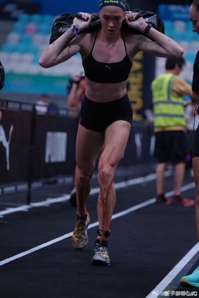 porqueTTarg's tweet photo. "HYROX"

Porque una participante australiana se hizo caca en plena competencia y aún así siguió. https://t.co/FsynMyZlDS