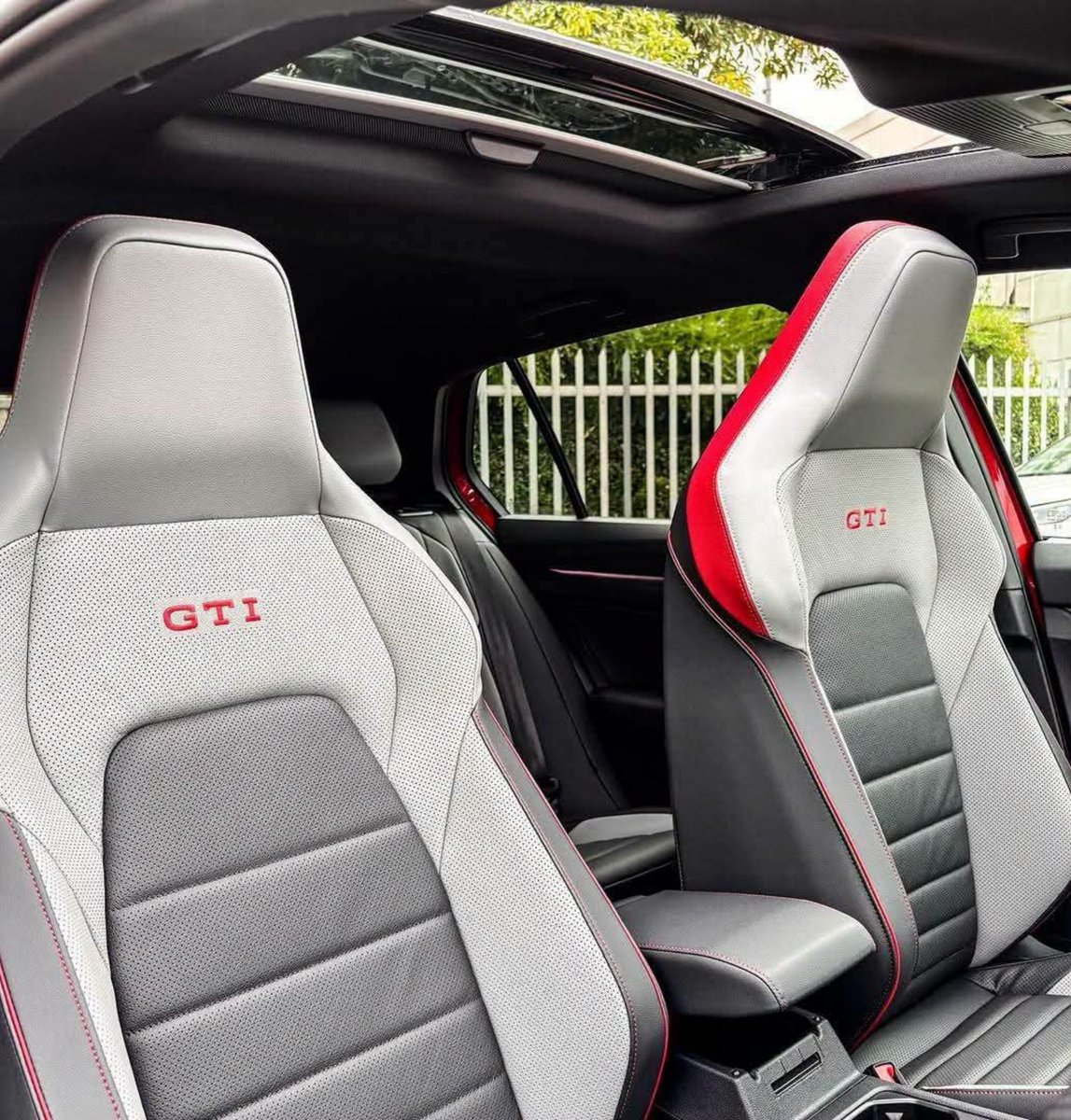 OnyitexHQ's tweet photo. Volkswagen Golf GTI https://t.co/TDCQl8wMq7