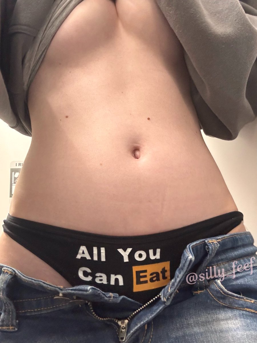 silly_feef's tweet photo. hey there ;3 #nsfwtwt https://t.co/9b02ySdzbE