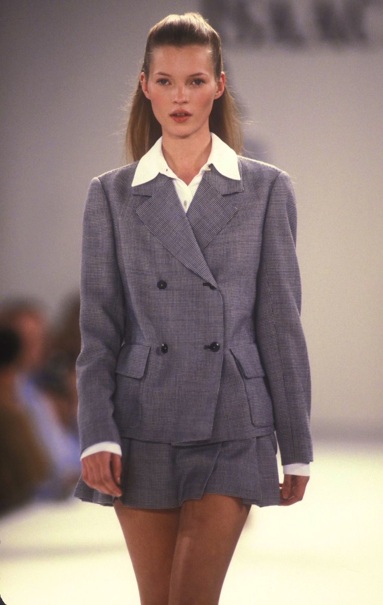 soIesque's tweet photo. Isaac Mizrahi S/S 1994 https://t.co/Xuxzb692Hs