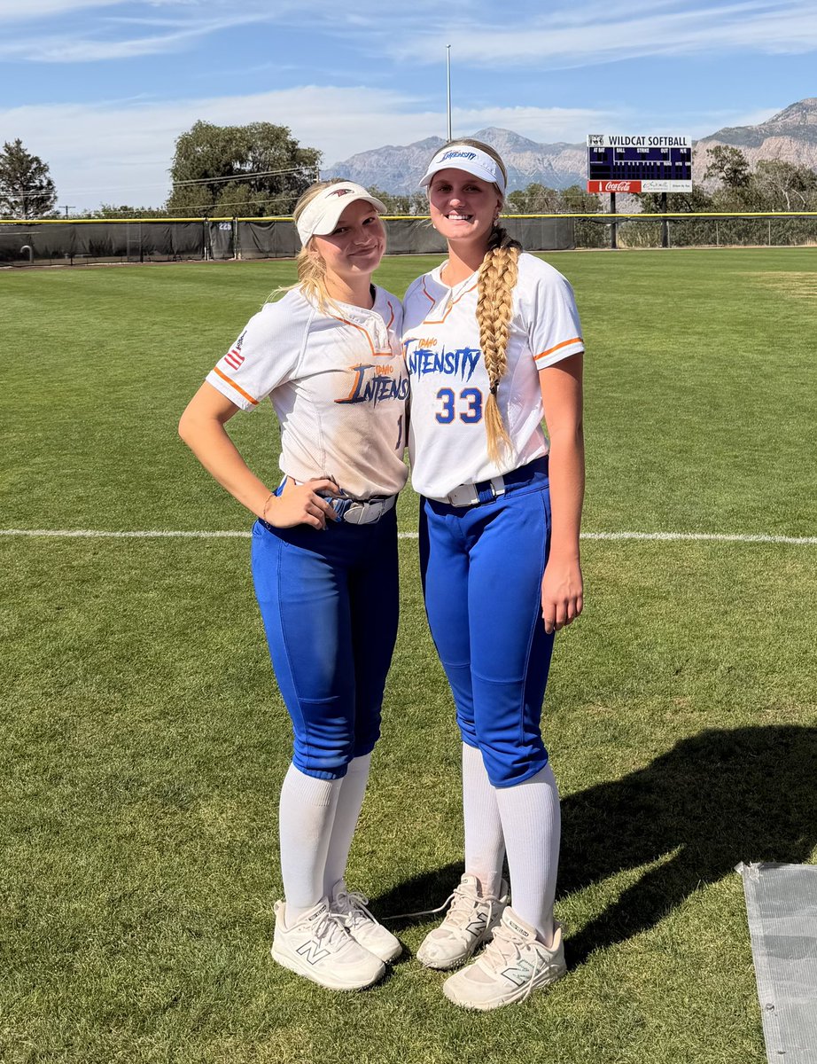 IdahoIntensity's tweet photo. ‘27 OF/Speed Dani Toolson and ‘28 RHP/3B Olivia Rogers camping with @wsusoftball https://t.co/MUf31oBfVk