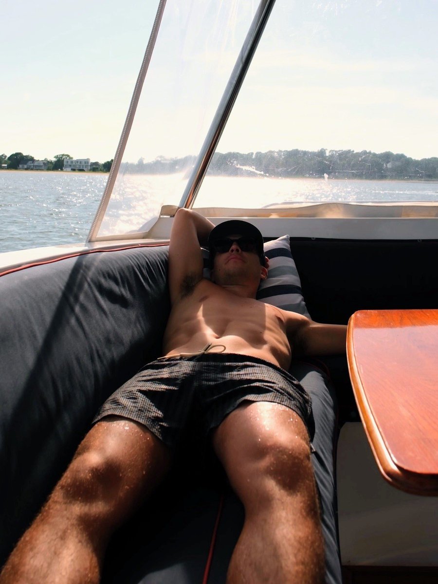 SeanODonWorld's tweet photo. Sean looks good as he basks in the sun!☀️😎 https://t.co/0qLXBJwrtI
