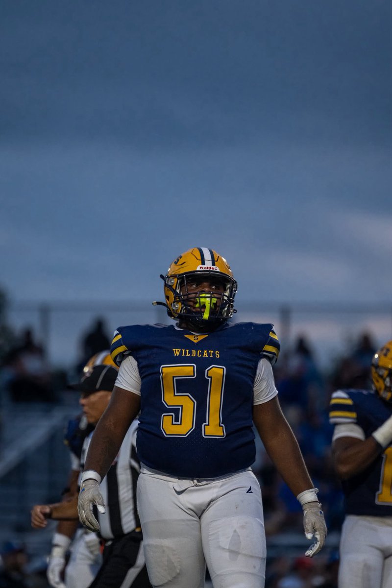 WillieRobinson_'s tweet photo. First conference game vs miamisburg 

2029 Defensive lineman 

3 tot
2solo 
0.5 tfl 

@MoeDoug37 @ConleySmoot @JaredLuginbill @Bryan_Ault @CoachNTrawick @TREMAYNE_SCOTT @Coach_Mattix @TPenningerFB @CoachZeek_ 

https://t.co/wOYW1oN9qG https://t.co/4ZYl5stepj