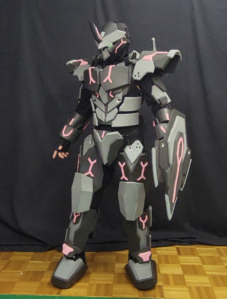 BKgGInadKnIe3af's tweet photo. #ムラサメギア
ご依頼品専用フルアーマー完成！ https://t.co/lV5SL2R3BU