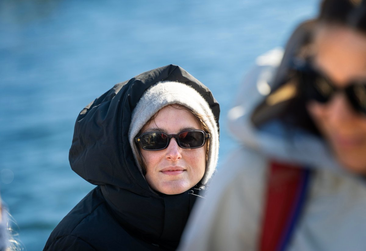 renatereinsvebr's tweet photo. Renate Reinsve recentemente em meio às filmagens de 'If Love Should Die' no arquipélago de Søgne, na Noruega. https://t.co/b5nsYIeDiv