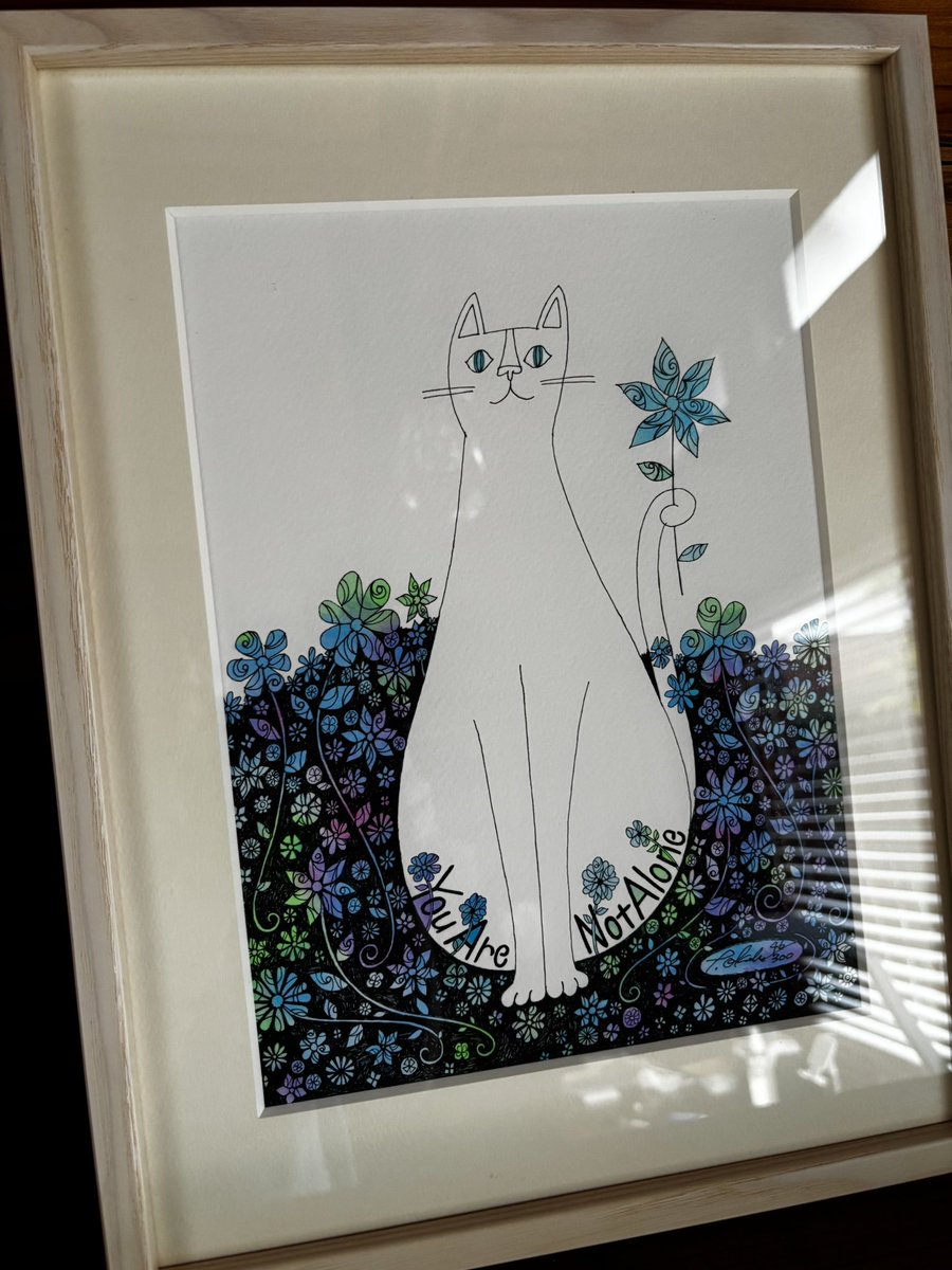 okabe_tetsuro's tweet photo. ねこの絵を描くときは、
ねこってかわいいな。
いつまでも、ねこの絵を描き続けられる、
平和な世の中がいいな、
と思いながら描きます。

そうすると、
私の手から絵が離れても、
絵は、見た人に、
「ねこはかわいいですよね。
やっぱり平和がいいですね」
と、いつまでも言い続けます。

それが私の絵です。
