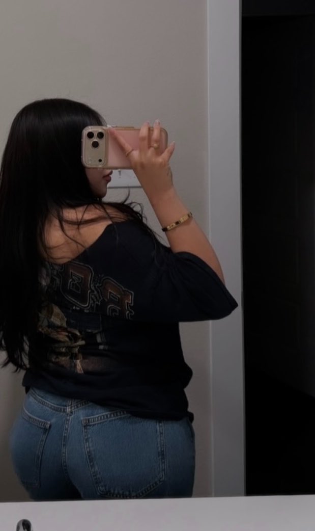Iconicbvbe's tweet photo. uploading for the 2nd time 🥲 https://t.co/Q03x08b8oR