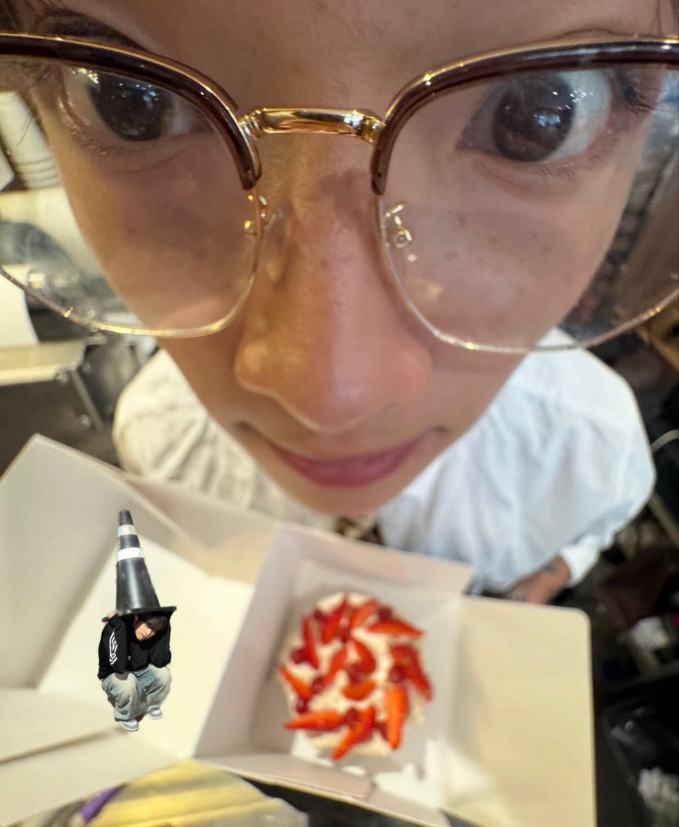 byekhaii's tweet photo. what’s up, my name is khai! i’m a chef at brine &amp; board. want you to show me the difference between your public story verses your private story. can be of you or just the stuff you would post #HTVINTRO feat. juno https://t.co/YP3d6M0YGc