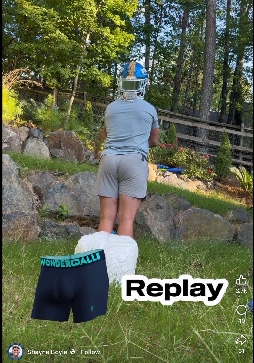 bootynopoly's tweet photo. Someone tell SHAYNE BOYLE TO MAKE AN ONLYFANS PLS 😍 https://t.co/VTwNbXra2t