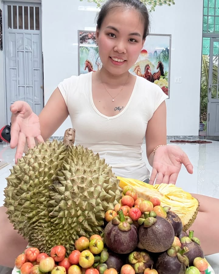 otherodrigues_'s tweet photo. Mời cả nhà cùng mukbang! https://t.co/WbyXazsJsP