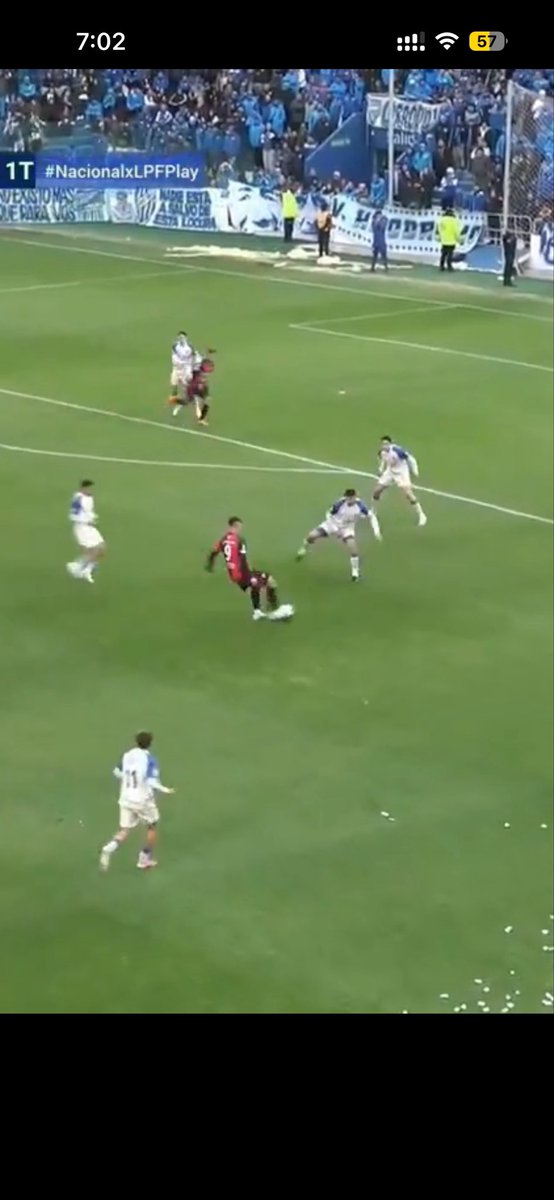 valennpuyol's tweet photo. 1ER Offside/2do Offside

Hagan algo @ColonOficial
Publiquen, HABLEN, no sean tibios

@afa LA CONCHA DE TU PUTA MADRE https://t.co/ZKl2OEzjEs