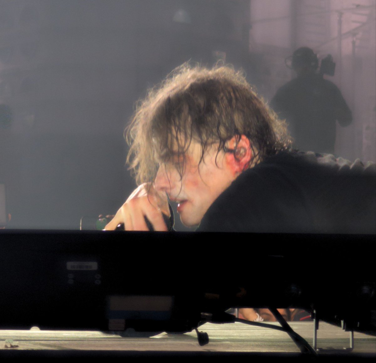 gorebugs's tweet photo. some pics of gerard having floor time… IM SICKK. hello beautiful Ohhh. credit to setulose on tumblr https://t.co/3hZsvA2YZh