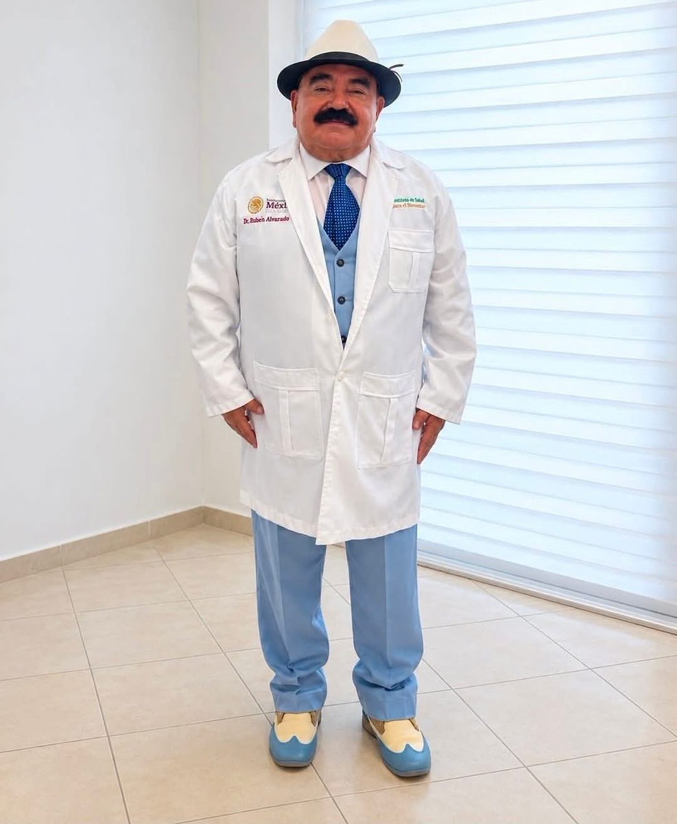 DrDhelizioso's tweet photo. No tengo duda alguna de que el señor es de los que pedía reacciones febriles cuando ejercía. https://t.co/W2IOJAgXRL